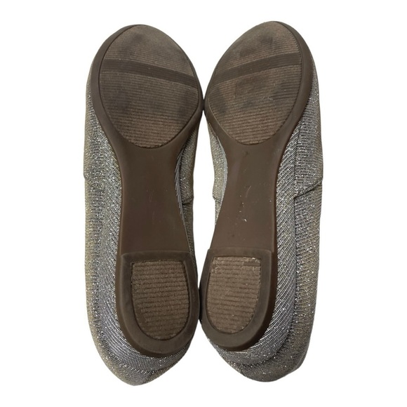 Coach And Four Women’s Silver/Gold  Metallic Sparkle Round Toe Flats - Picture 6 of 9